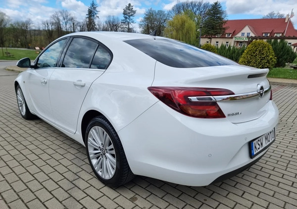 Opel Insignia cena 45900 przebieg: 154000, rok produkcji 2015 z Dobiegniew małe 497